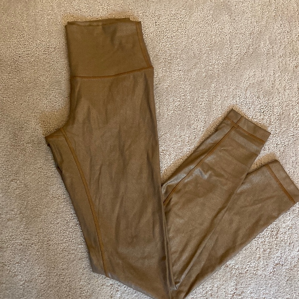 Lululemon glittery gold soft leggings